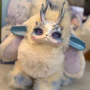 BEAUTIFUL TUTULONG 600% NEW IN BOX